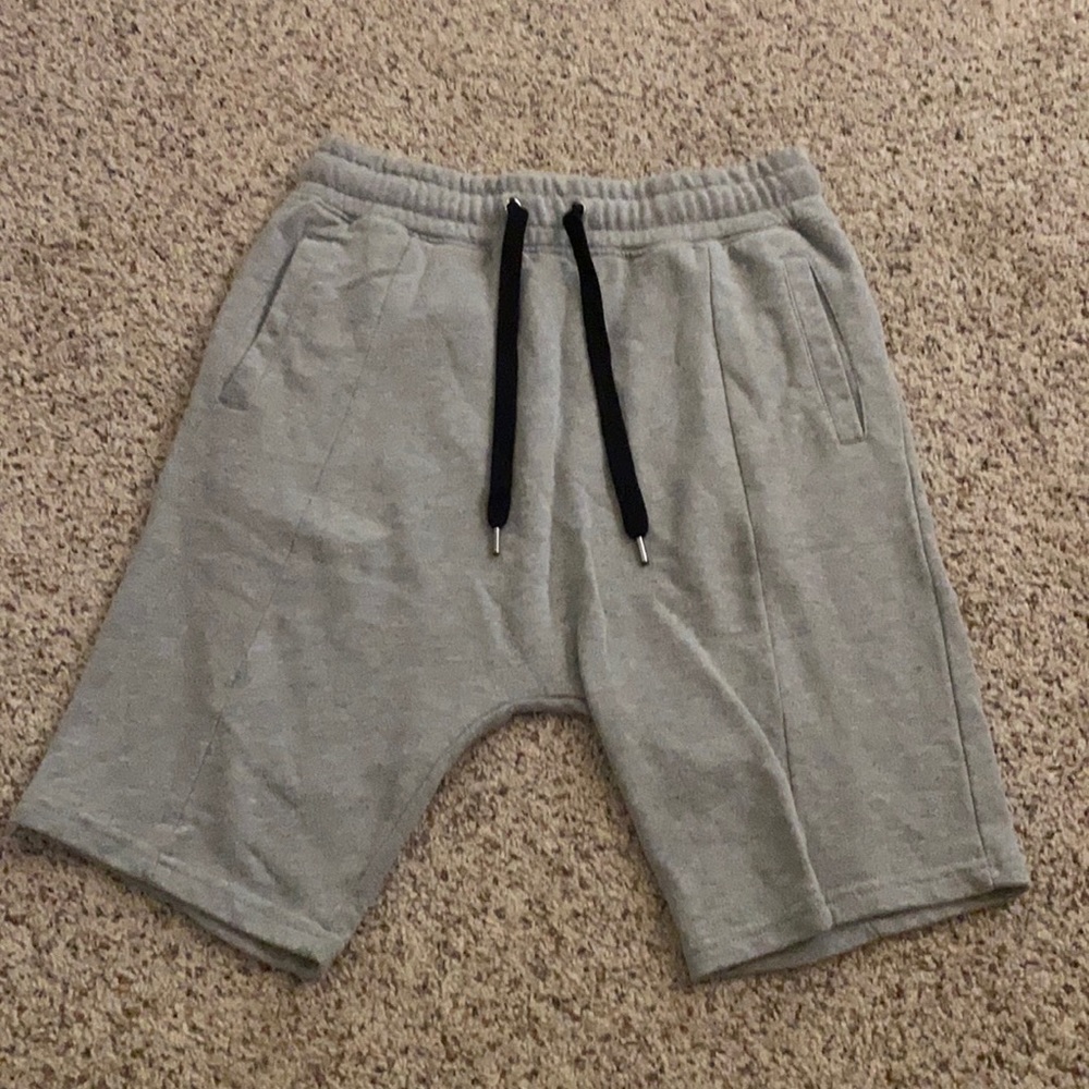 Men’s sweatshorts